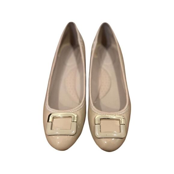 Bandolino patent leather taupe wedge size 5.5 - Picture 1 of 8